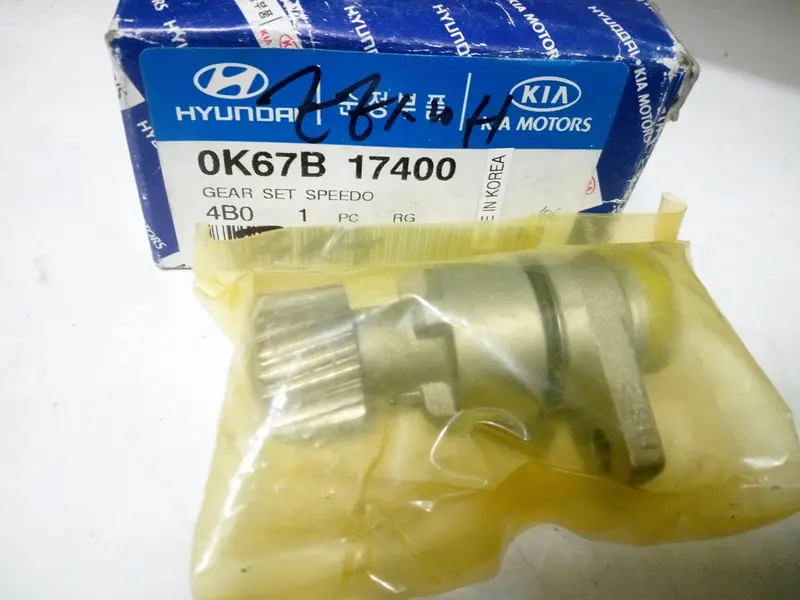 0K67b17400 Genuine Gear Set Speedo For Hyundai Porter , Kia Frontier 1
