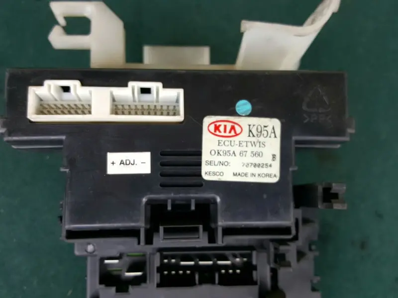 0K95a67560 Used Ecu(Electronvic Control Unit) For Kia Enterprise 1