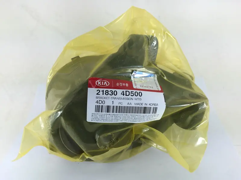 218304D500 Genuine T/M Mtg Brkt For Kia Grand Carnival 2005~2014 1