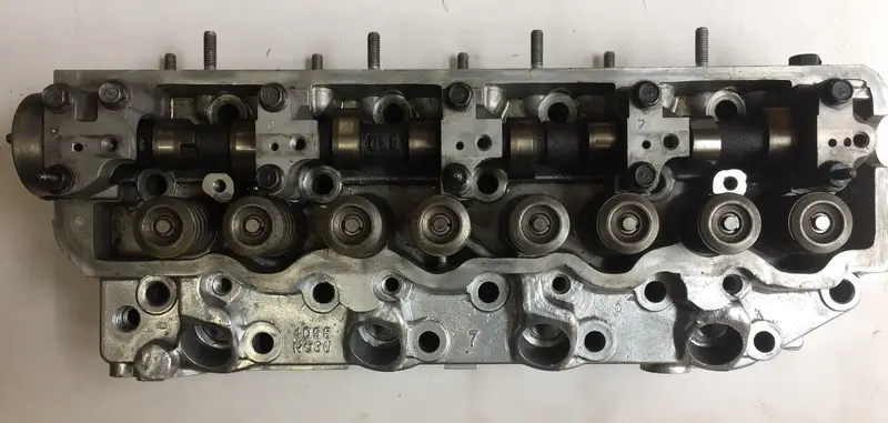 2210042000 D4bh 4D56 Remanufactured Cylinder Head For Hyundai Starex / Terracan / Galloper / Porter2 / Libero 1