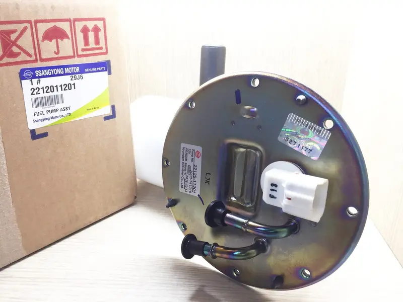 2212011201 Genuine Fuel Pump For Ssangyong  Chairman,2212011002 1