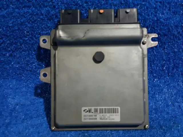 237100078R Used Ecu For Samsung Newsm5 1