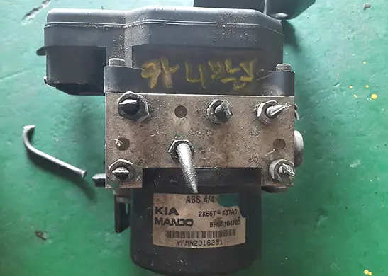 2K56t437a0 Used Abs Module Unit  Assy For Kia Carnival 1998~2005 1