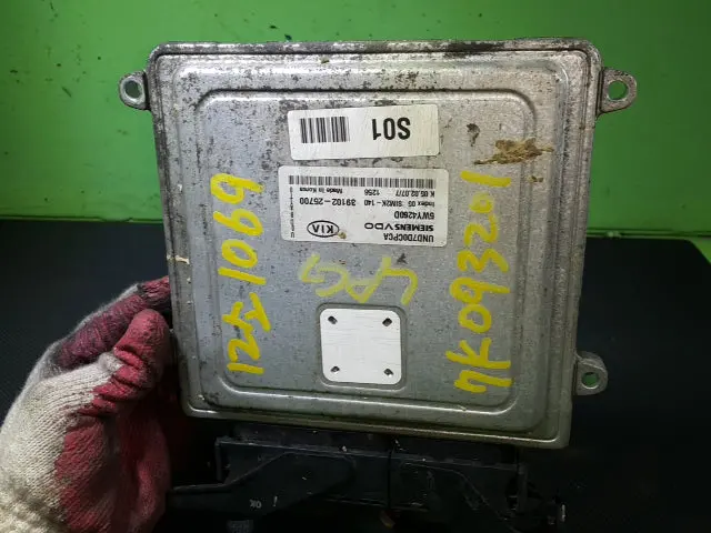 3910225700 Used Ecu(Electronvic Control Unit) For Kia Carens 1