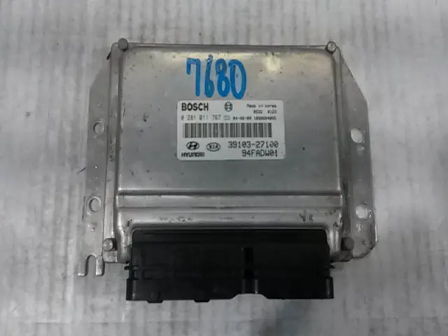 3910327100 Used Ecu(Electronic Control Unit) For Hyundai Trajet 1