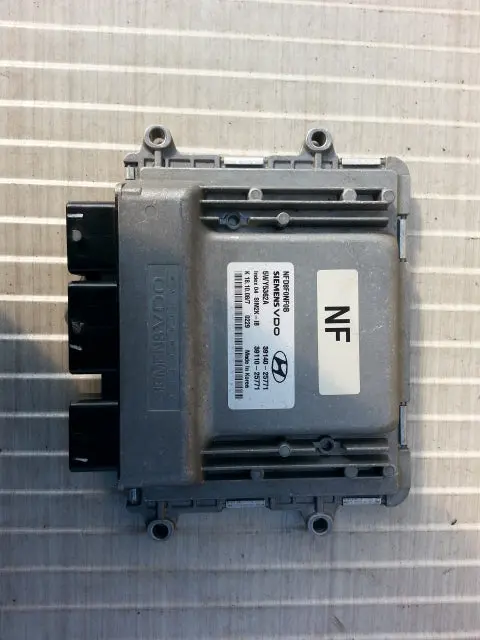 3910425701 3914025701 Used Ecu(Electronvic Control Unit) For Hyundai Sonata Nf 1