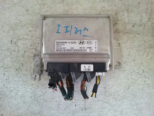 3911037060 Used Ecu(Electronvic Control Unit) For Kia Opirus 1