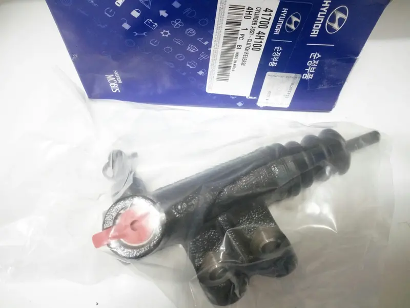 417004H100 Genuine Clutch Release Cylinder For Hyundai Grand Starex 1