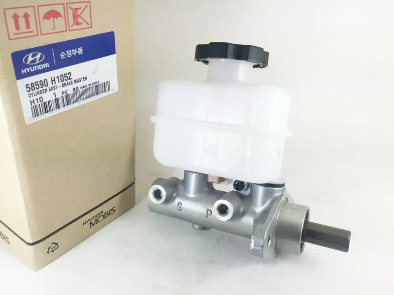 58590H1052 Genuine Brake Master Cylinder Assembly For Hyundai Terracan 1