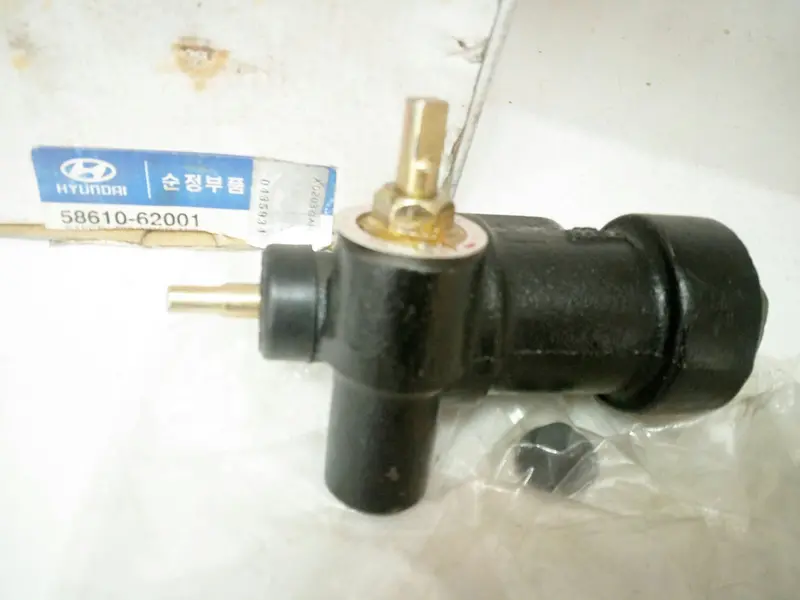 5861062001 Genuine Safety Cylinder For Hyundai 5Ton Truck,  #J 1