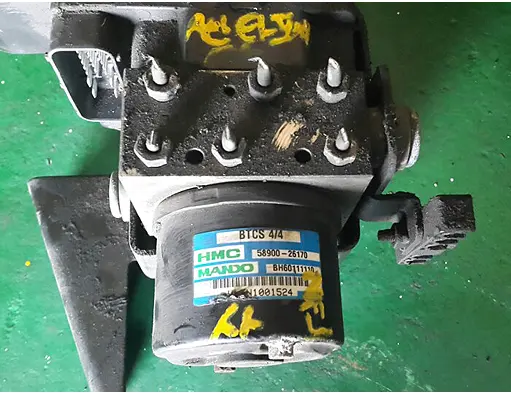 5890026170 Used Abs Hydraulic Module For Hyundai Santafe 2000~2005 1