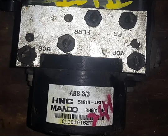 589104F310 Used Abs Hydraulic Module For Hyundai Porter Ii 2003~2006 1