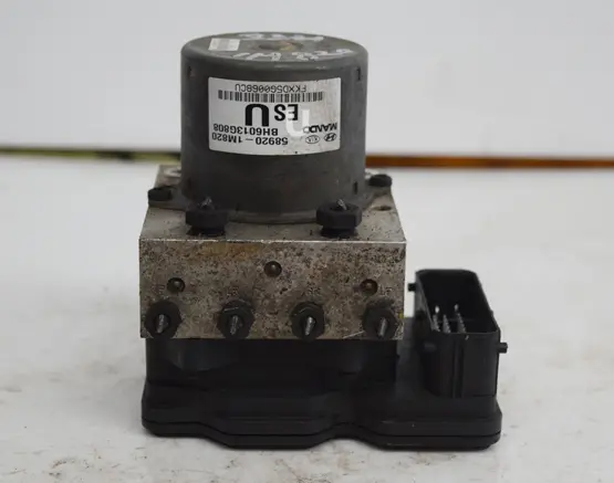 589201M820 Used Abs Module Unit  Assy For Kia Forte/Forte Coup 1