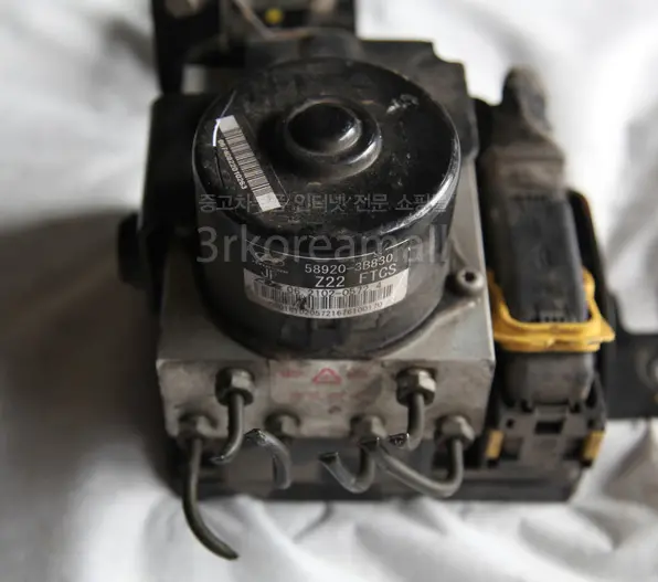 589203B830 Used Abs Hydraulic Module For Hyundai Equu 1