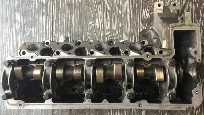 6610103520 Remanufactured Cylinder Head For Ssangyong Musso, Korando, 4 Cylinders 1