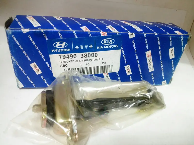 7949038000 Genuine Rear Door Rh Checker For Hyundai  Sonata Ef, # 1