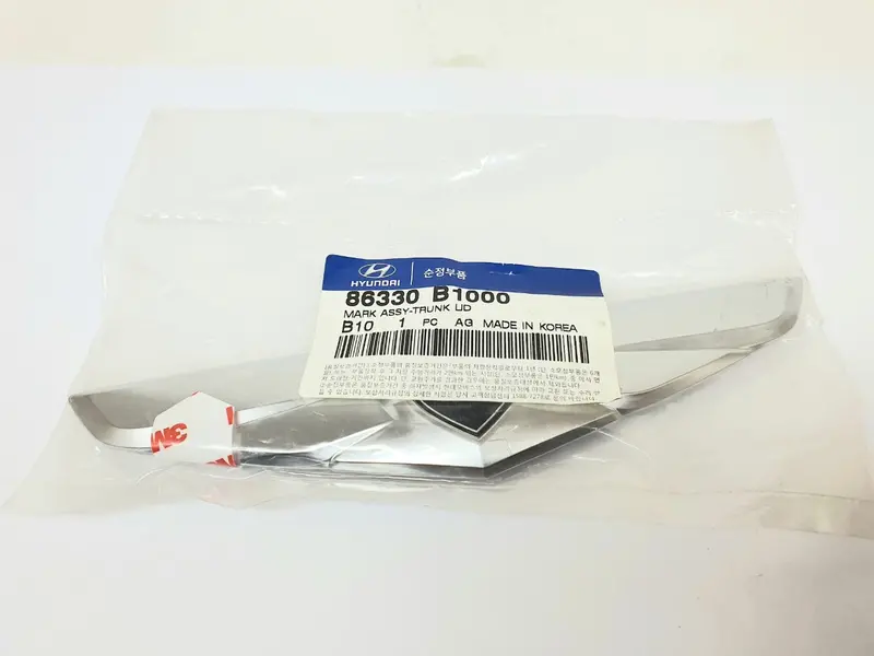86330B1000 Genuine Trunk Lid Mark For Hyundai Genesis  (2) Pl01 1