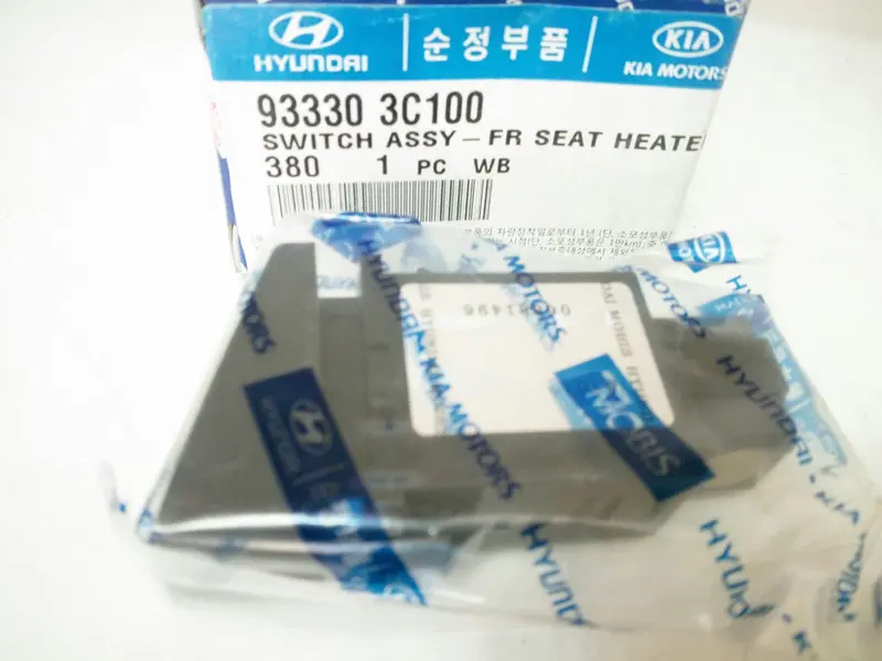 933303C100 Genuine Front Seat Heated Rh Switch For Hyundai Sonata Ef, Kia Optima, #D-2 1