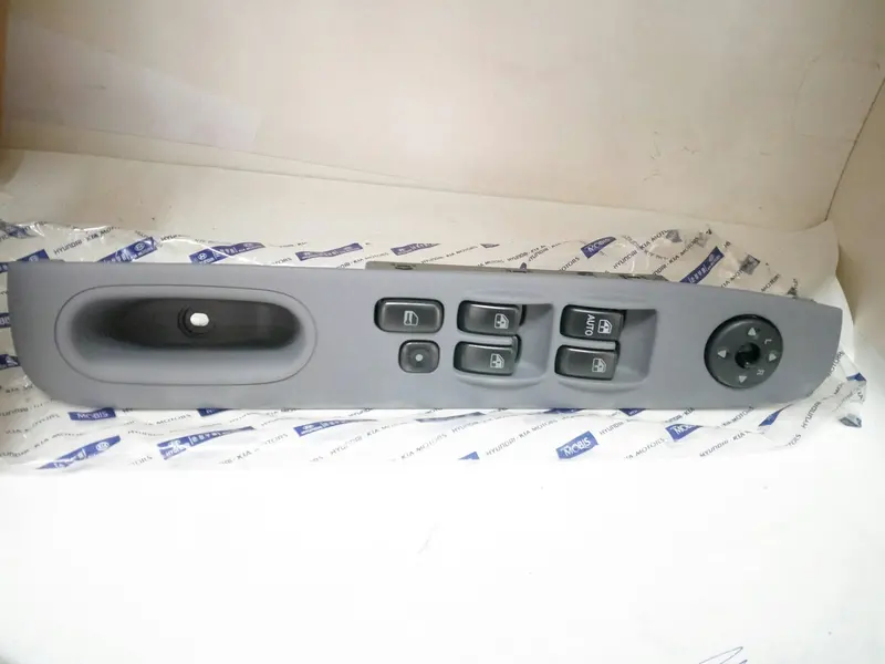 9357038150Lt Genuine Power Window Main Switch For Hyundai Sonata Ef 1