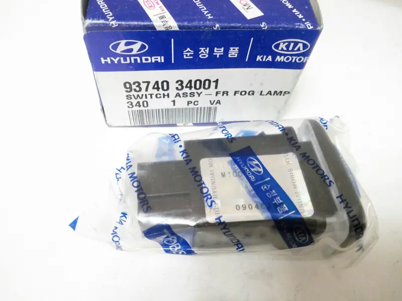 9374034001 Genuine Front Fog Lamp Switch For Hyundai Sonata, Galloper, Santamo 1