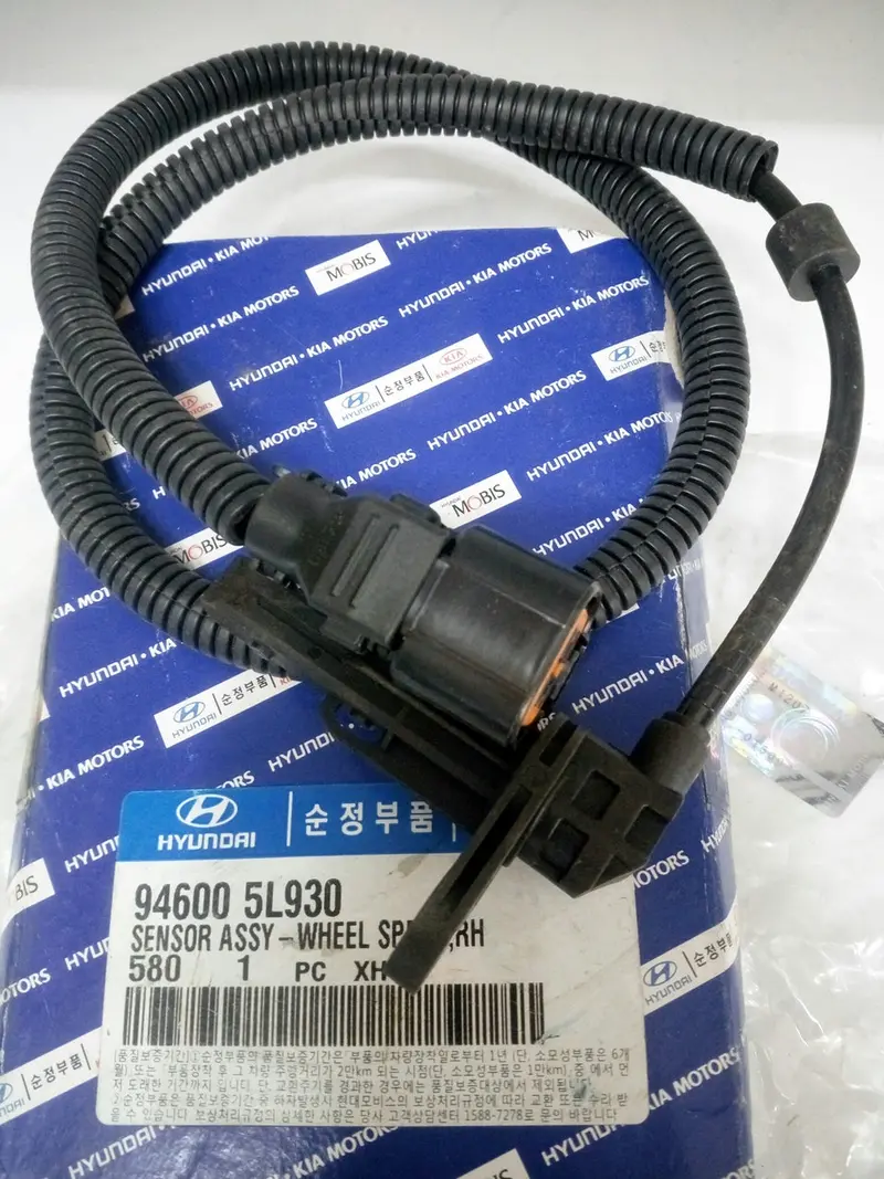 946005L930 Genuine Wheel Speed Rh Sensor For Hyundai E-County, E-Mighty, #Sa 1