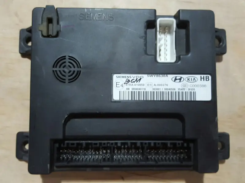 954003F655 Used Ecu(Electronvic Control Unit) For Kia Opirus 1