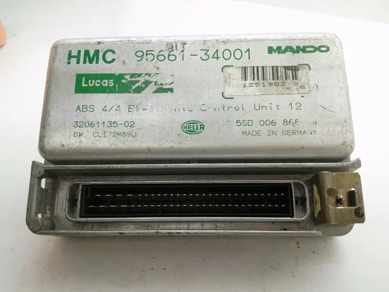 9566134001 Used Ecu(Electronic Control Unit) For Hyundai Sonata 1993~2000, Marcia 1995~1998, S2-F1 1