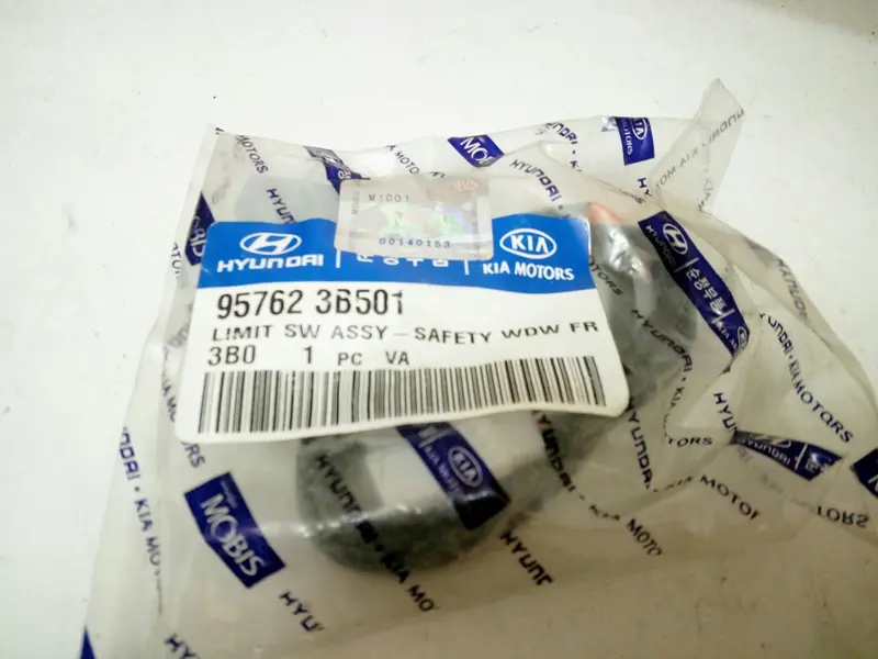 957623B501 Genuine Safety Window Front Lh Limit Switch For Hyundai Equus,  #W 1