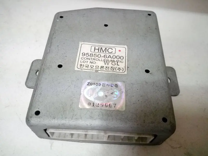 958506A000 Used Mutic Controler For Hyundai Global 900 2002~2008, 5, 8, 11, 23Ton Super, -S2-F4 1
