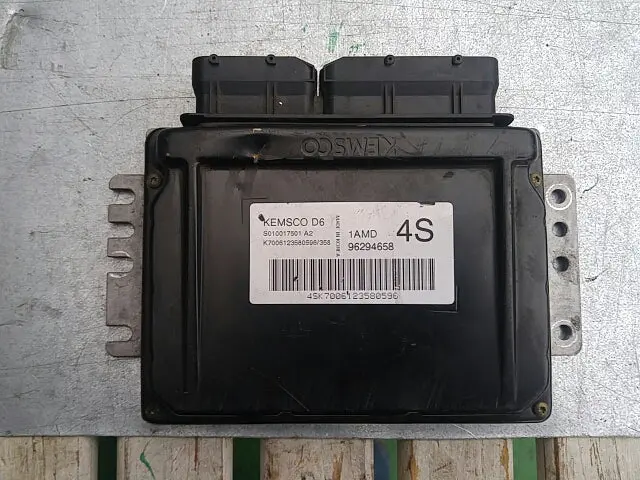 96294658 Used Ecu(Electronvic Control Unit) For Magnus 1