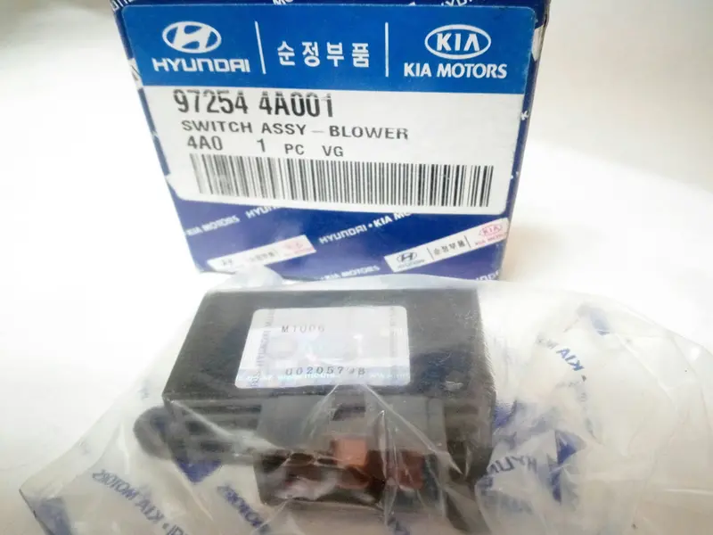 972544A001 Genuine Blower Switch For Hyundai Starex, Libero, #D-1 1