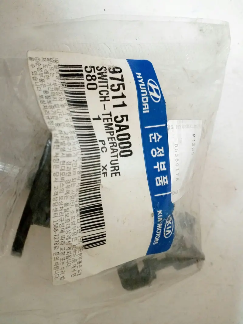 975115A000 Genuine Temperature Switch For Hyundai E-County, #W 1