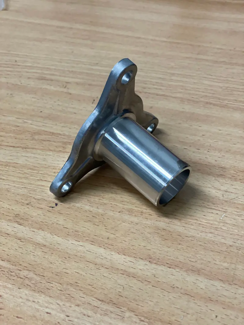 Genuine Isuzu Gearbox Input Shaft Nose Cone 2007-2012 Dmax, Rodeo, Colorado 1