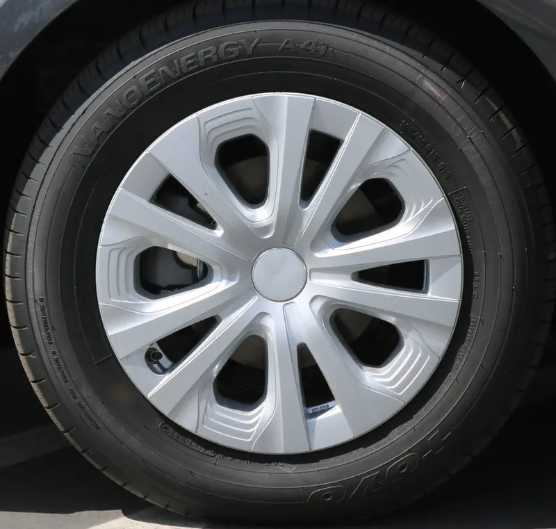 Coast To Coast Iwc52615S 15-Inch Silver Plastic Wheel Covers – Set Of Four 1