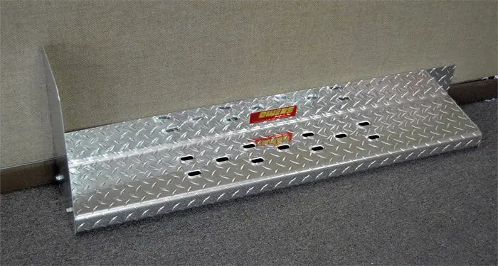 Owens Products 82034G-01 Diamond-Textured Aluminum Running Boards With Stone Guard And Star Burst Grip For 2011–2014 Silverado/Sierra Diesel (Standard Cab, 4-Inch Riser) 1